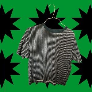 Marimeko  X Uniqlo  collaboration shirt green and white  strip shirt .